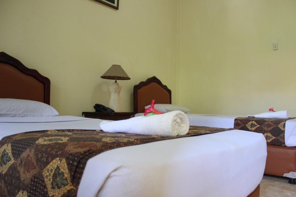 Hotel Puri Nusantara Kuta Lombok Esterno foto