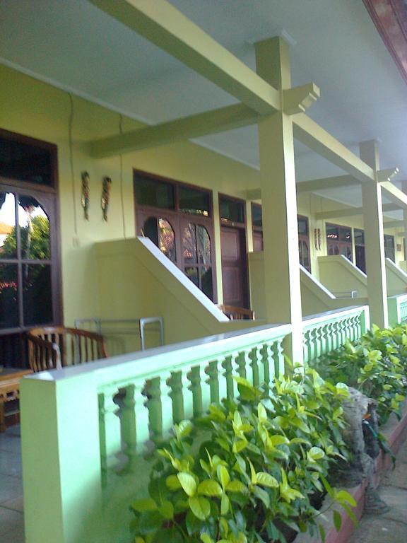 Hotel Puri Nusantara Kuta Lombok Esterno foto
