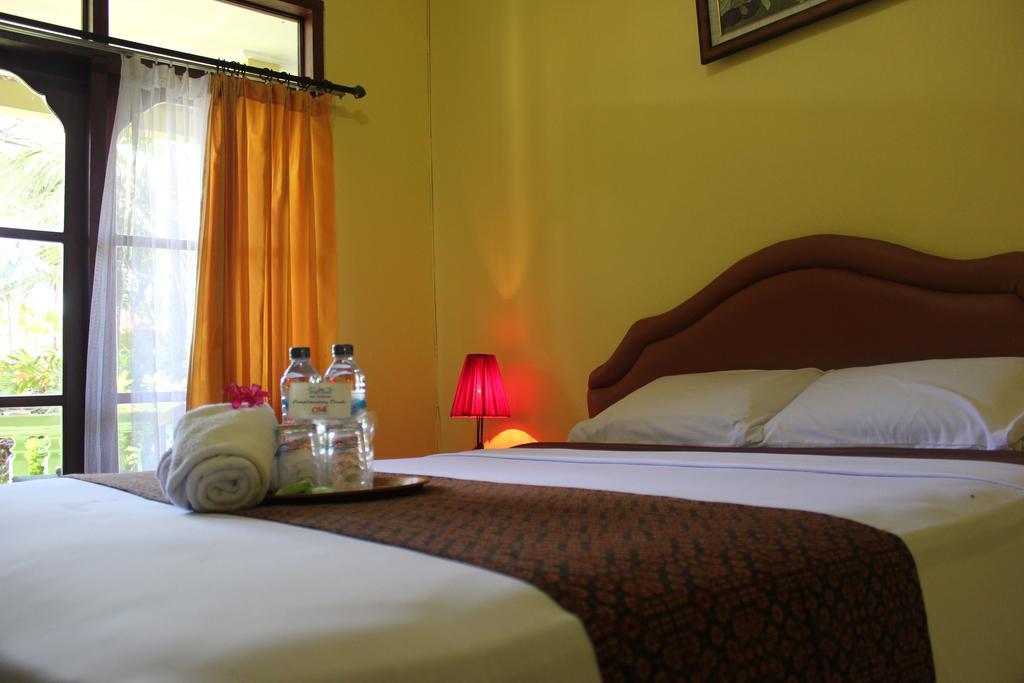 Hotel Puri Nusantara Kuta Lombok Esterno foto
