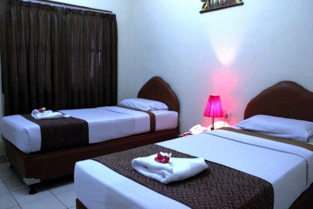 Hotel Puri Nusantara Kuta Lombok Esterno foto